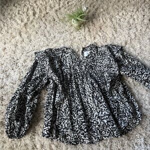 Pistola Black and White Ruffle super cute indie, casual flowy fashion Blouse
